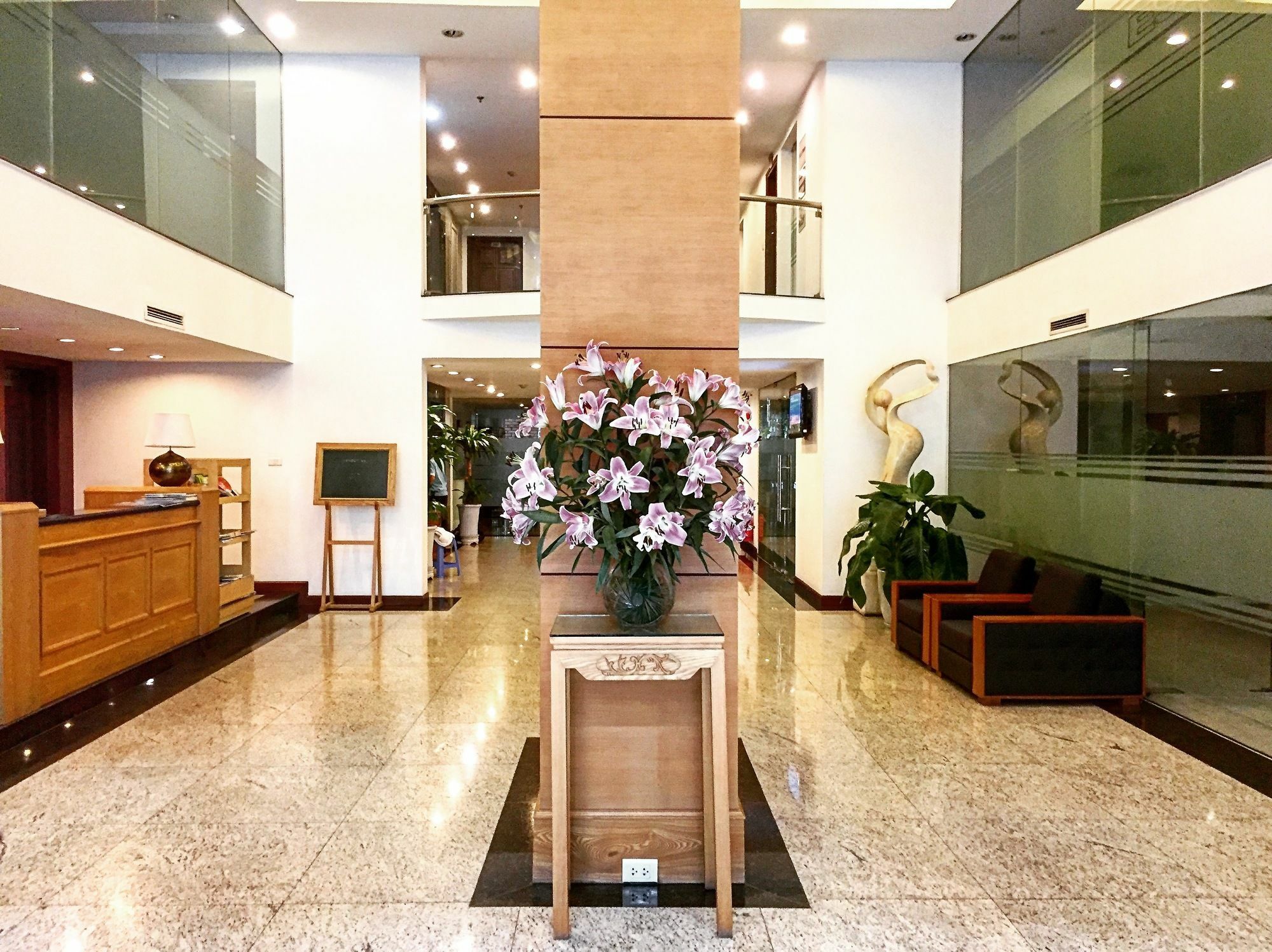 Atlanta Residences Hanoi Esterno foto
